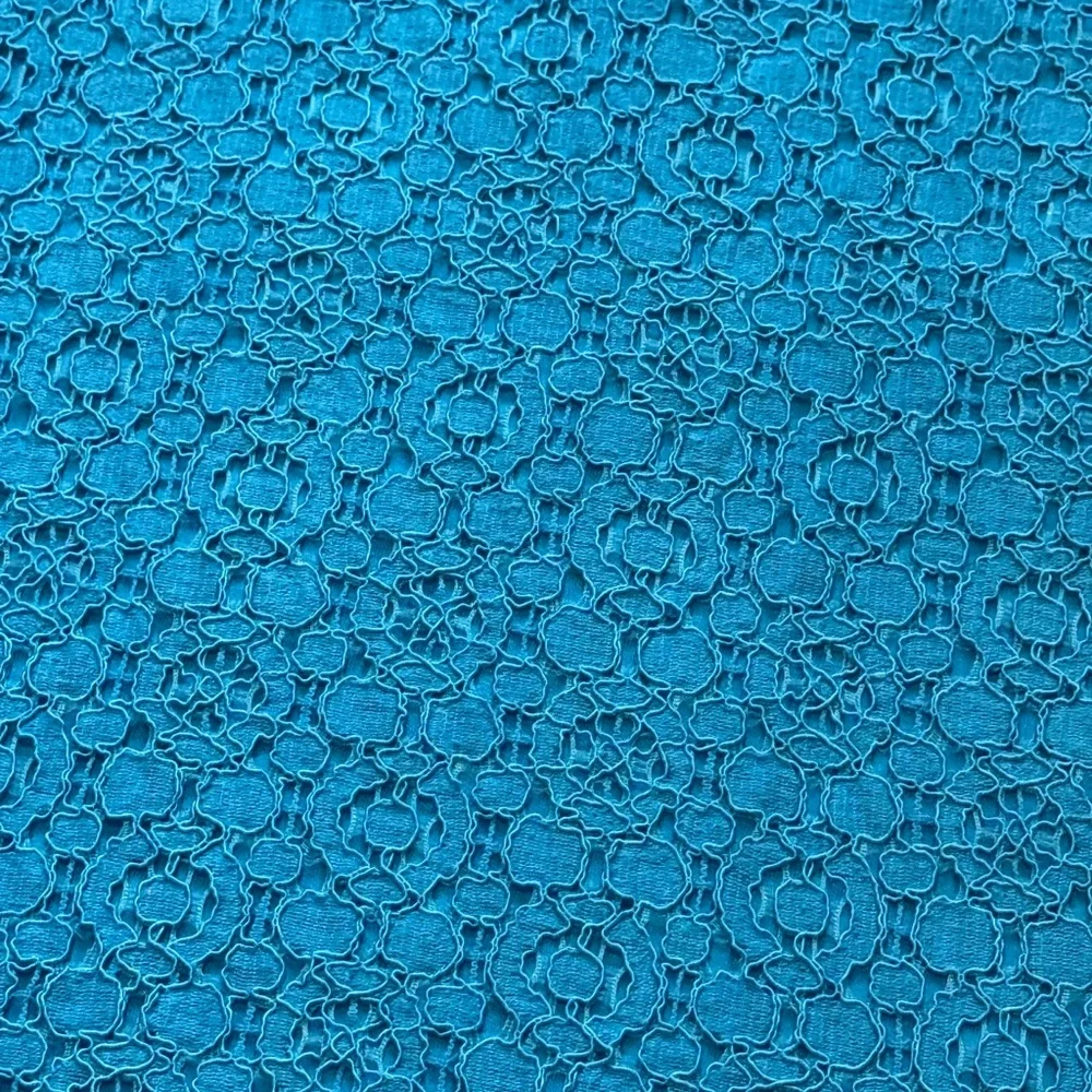 Banana Republic Lace Mock Neck Tank - Picture 3 of 8